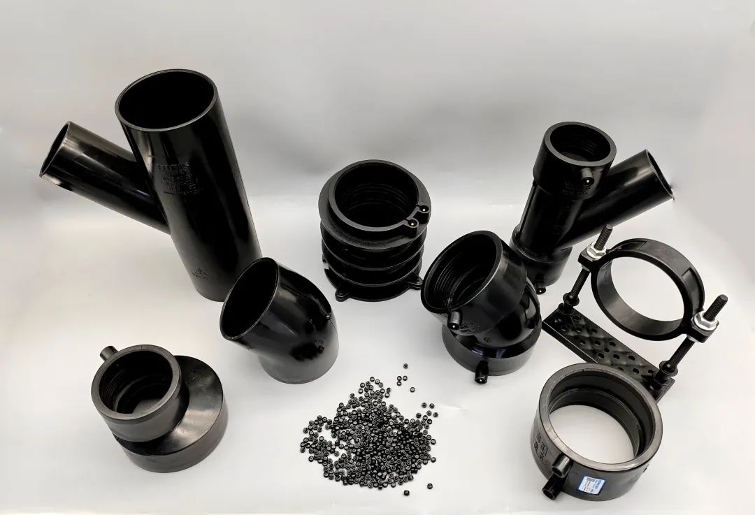 1710408447693758.jpg 640.jpg